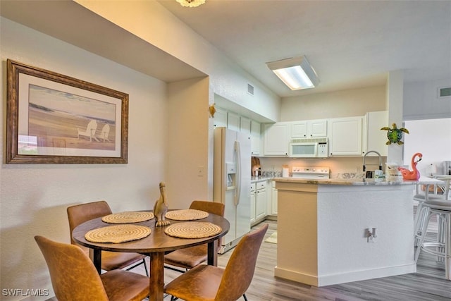 15585 Ocean Walk Cir Unit 313, Fort Myers, FL 33908 - photo 2
