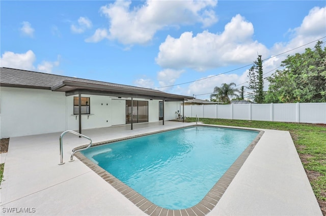 1506 SE 42nd St, Cape Coral, FL 33904 - view of pool with a patio