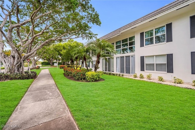 290 Banyan Blvd Unit 290, Naples, FL 34102 - photo 1