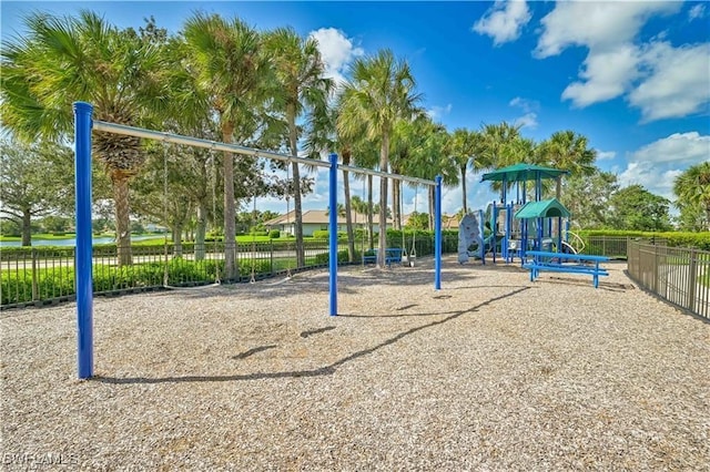 10289 Templeton Ln, Fort Myers, FL 33913 - photo 47