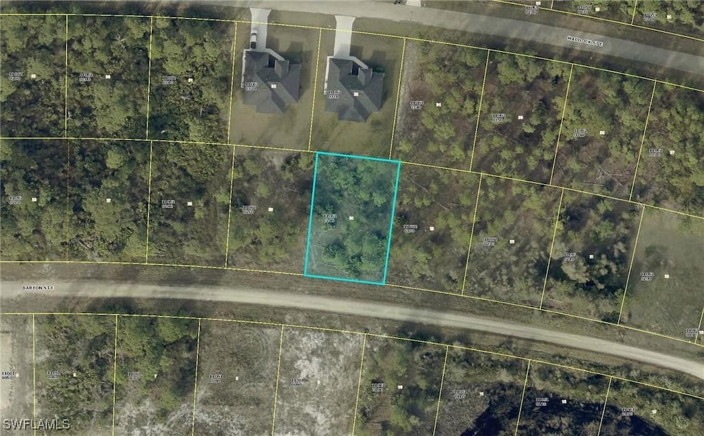 931 Barton St E, Lehigh Acres, FL 33974 - photo 2