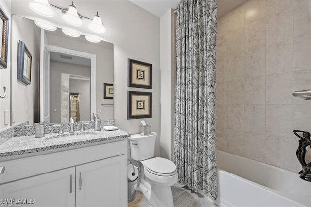 7478 Winding Cypress Dr, Naples, FL 34114 - full bath with vanity and shower / bath combo with shower curtain