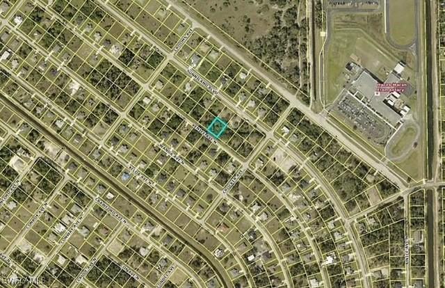2006 Venice Ave N, Lehigh Acres, FL 33971