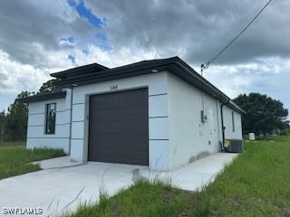 1146 Ecrue St E, Lehigh Acres, FL 33974 - photo 2