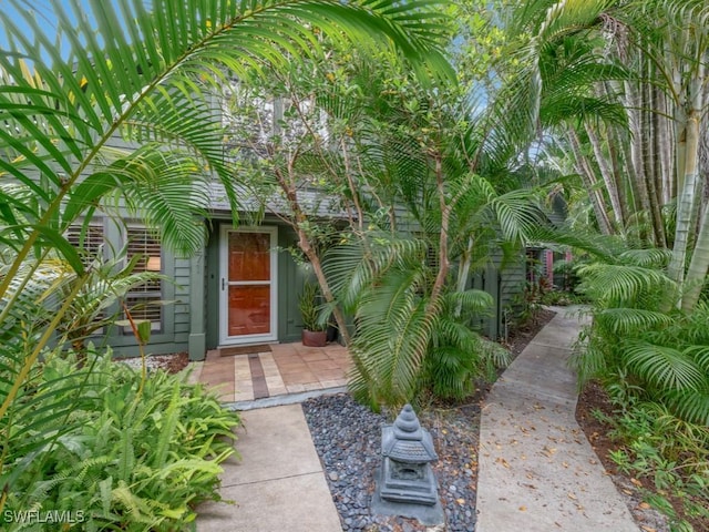 1271 Solana Rd Unit E4, Naples, FL 34103 - entrance to property