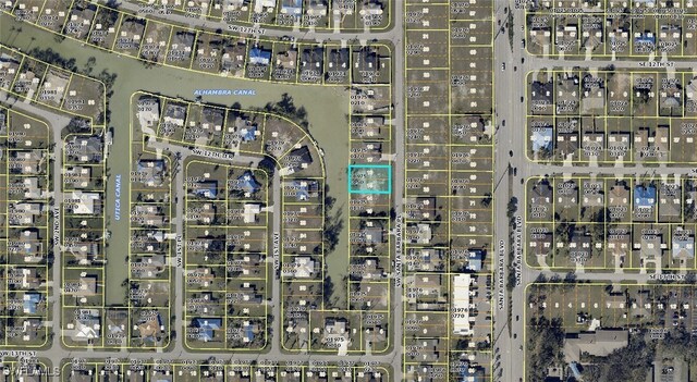 1222 SW Santa Barbara Pl, Cape Coral, FL 33991 - photo 3