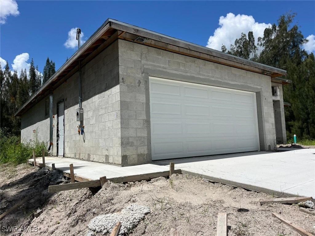 2502 E 14th St, Lehigh Acres, FL 33972 - photo 3
