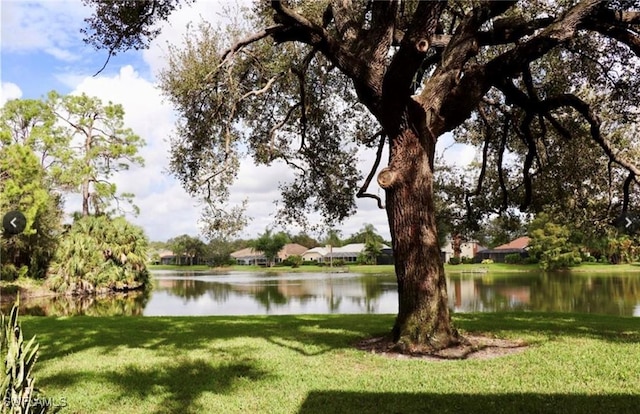 65 Silver Oaks Cir Unit 102, Naples, FL 34119 - photo 4