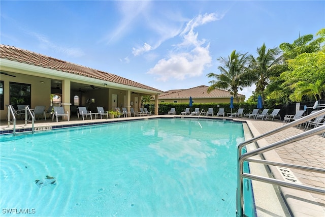 8230 Venetian Pointe Dr, Fort Myers, FL 33908 - photo 3