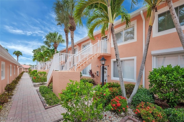 6720 Beach Resort Dr Unit 10, Naples, FL 34114 - photo 2