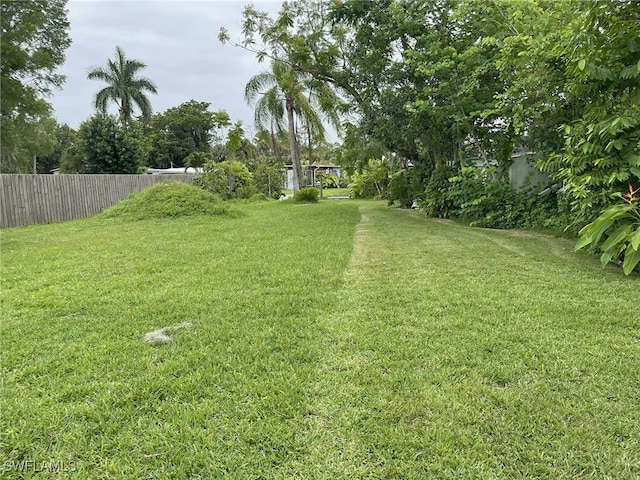 2263 Queen Anne Dr, Fort Myers, FL 33905 - photo 2