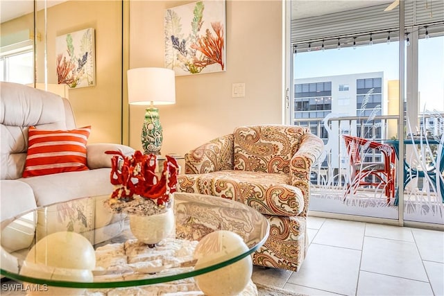 4531 Bay Beach Ln Unit 337, Fort Myers Beach, FL 33931 - view of tiled living area