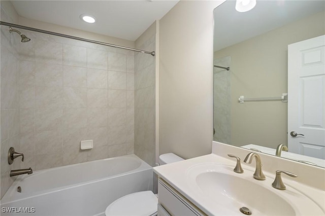 12573 Laurel Cove Dr, Fort Myers, FL 33913 - photo 23