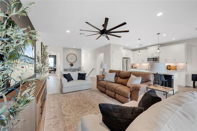 2543 Seychelles Dr Unit 606, Naples, FL 34112 - photo 3