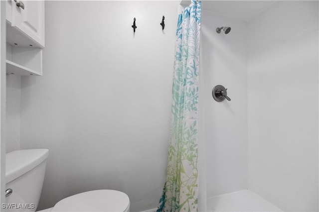 9820 Citadel Ln Unit 202, Bonita Springs, FL 34135 - full bathroom featuring a shower with curtain