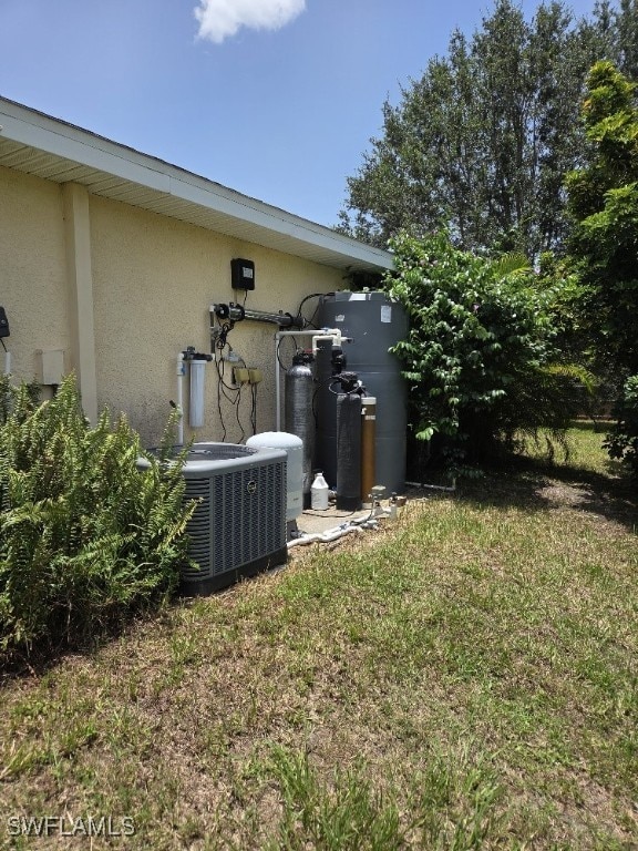 3022 34th St SW, Lehigh Acres, FL 33976 - view of grassy yard