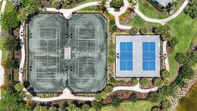 8951 Saint Lucia Dr, Naples, FL 34114 - aerial view