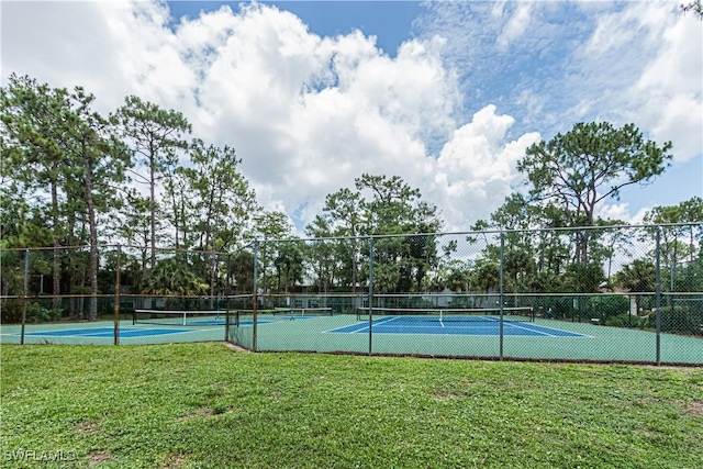 1733 Courtyard Way Unit B205, Naples, FL 34112 - view of tennis court