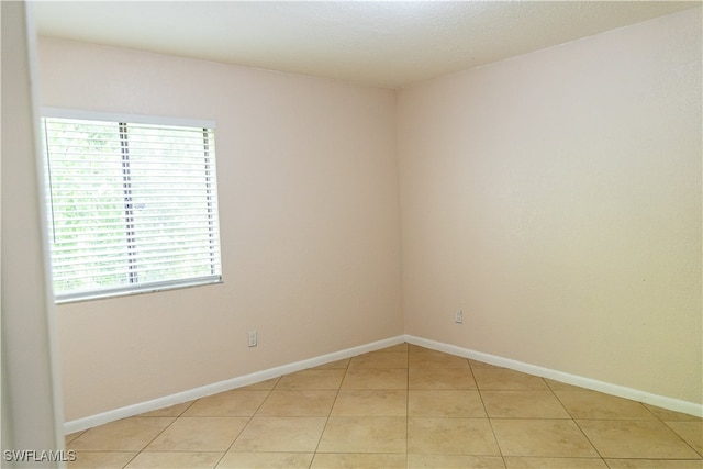 4627 Bayshore Dr Unit I-4, Naples, FL 34112 - photo 12