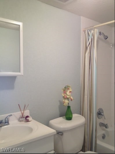 4627 Bayshore Dr Unit I-4, Naples, FL 34112 - photo 7