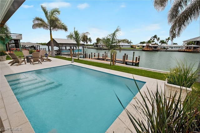190 Tahiti Cir, Naples, FL 34113 - photo 1