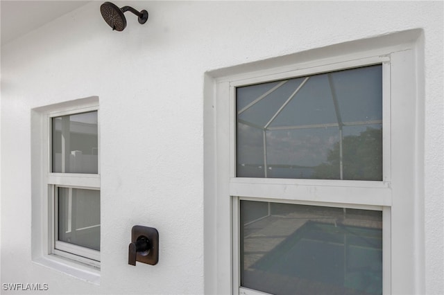 465 Donora Blvd, Fort Myers Beach, FL 33931 - detailed view of stucco siding