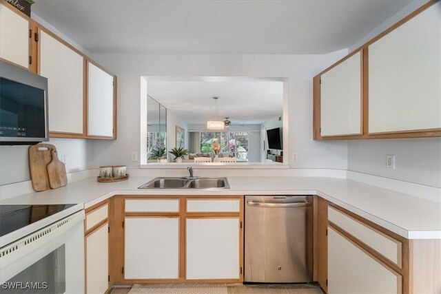 745 Landover Cir Unit 104, Naples, FL 34104 - photo 4