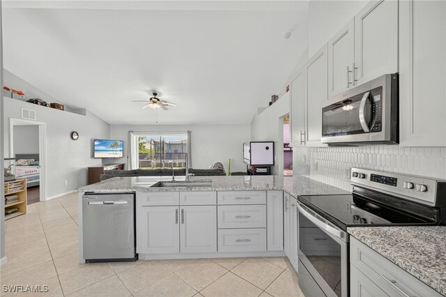 2525 NE 4th Place, Cape Coral, FL 33909 - photo 5