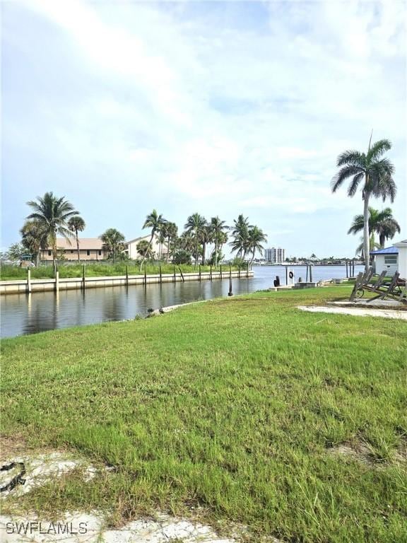 865 Oak St, Fort Myers Beach, FL 33931