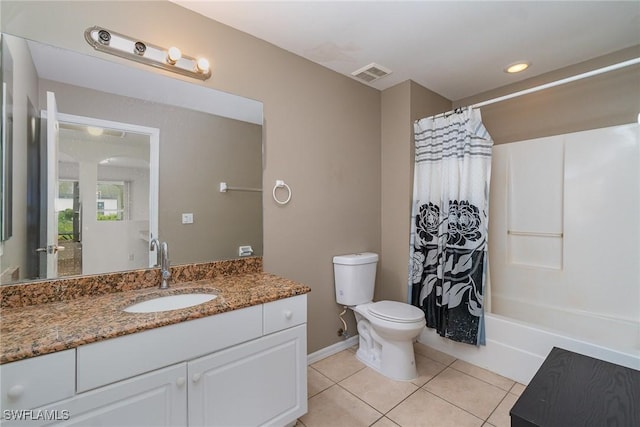 3213 22nd St SW, Lehigh Acres, FL 33976 - full bath featuring vanity, tile patterned flooring, and shower / bath combo with shower curtain