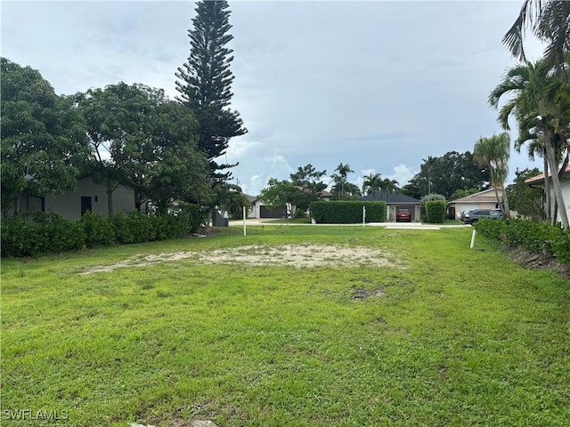 614 109th Ave N, Naples, FL 34108
