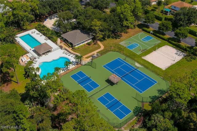 2050 Terrazzo Ln, Naples, FL 34104 - drone / aerial view of a pool