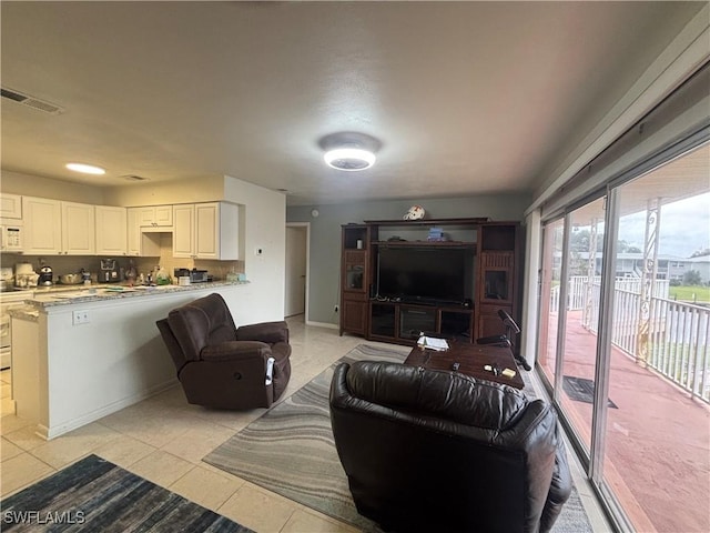 879 SE 46th Ln Unit 8, Cape Coral, FL 33904 - photo 10