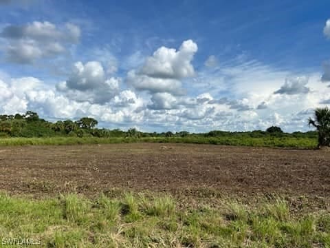 770 Shark Ln, Labelle, FL 33935