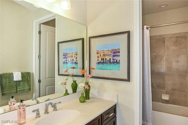 4088 Pegasus Way, Naples, FL 34120 - full bath featuring vanity and shower / bath combination with curtain