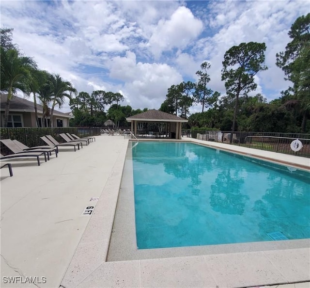 385 Dover Pl Unit 4-402, Naples, FL 34104 - photo 41