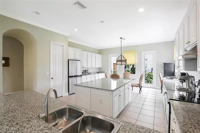 1724 Birdie Dr, Naples, FL 34120 - photo 4