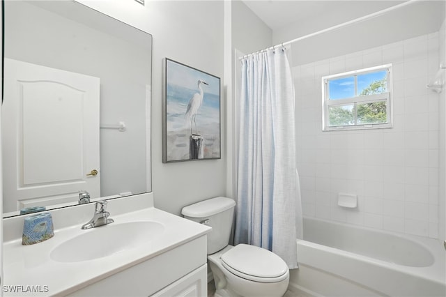 3425 Laurel Greens Ln S Unit 203, Naples, FL 34119 - photo 26