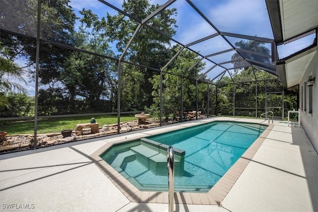 2457 Dorset Ct, Naples, FL 34112 - view of pool featuring a pool with connected hot tub and a patio