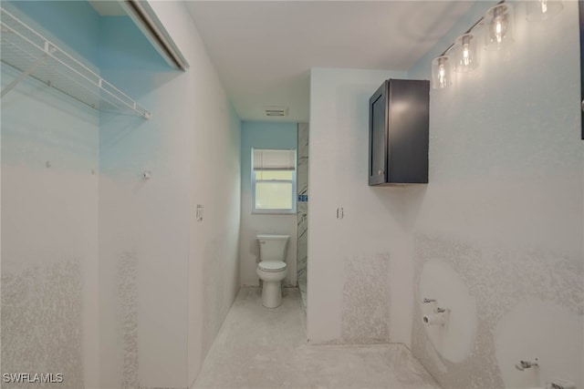 330 Shore Dr, Fort Myers, FL 33905 - full bathroom featuring toilet