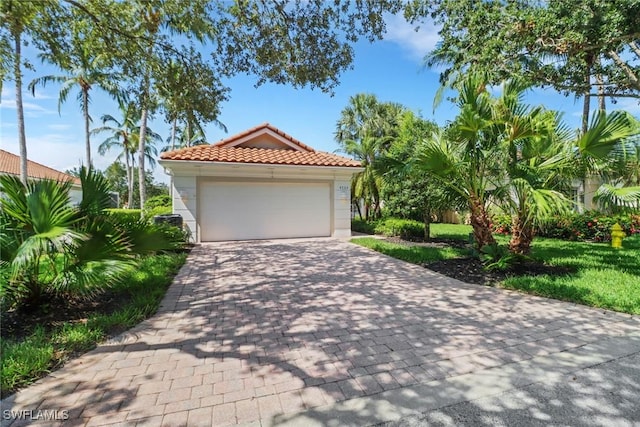 4733 Navassa Ln, Naples, FL 34119
