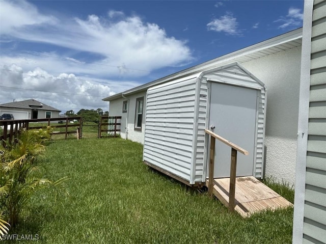 7005 Berwick Cir, Labelle, FL 33935 - view of yard featuring a storage shed
