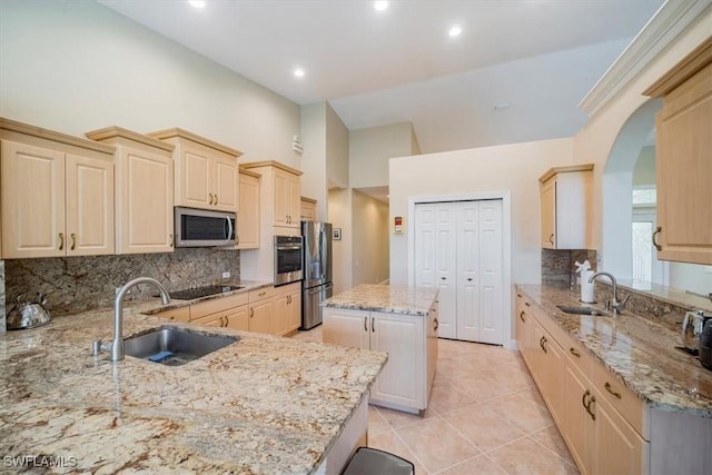 1094 Camelot Cir, Naples, FL 34119 - photo 13
