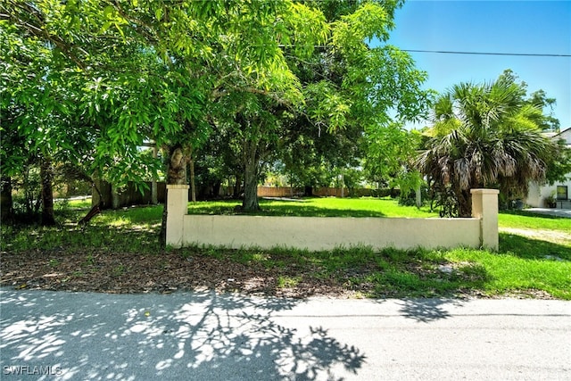 2960 Gordon St, Naples, FL 34112