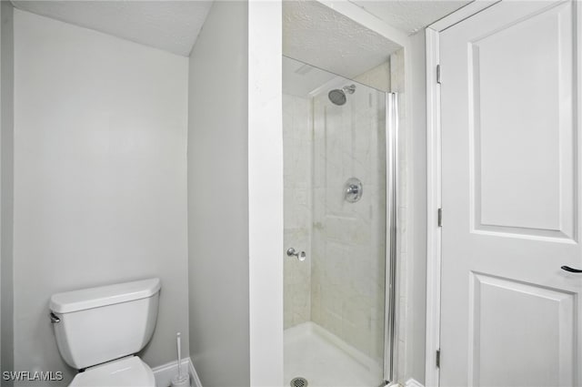 16001 Dublin Cir Unit 103, Fort Myers, FL 33908 - bathroom with a stall shower and a textured ceiling