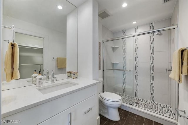 10682 Gulf Shore Dr Unit C302, Naples, FL 34108 - full bath featuring a shower stall, vanity, and recessed lighting