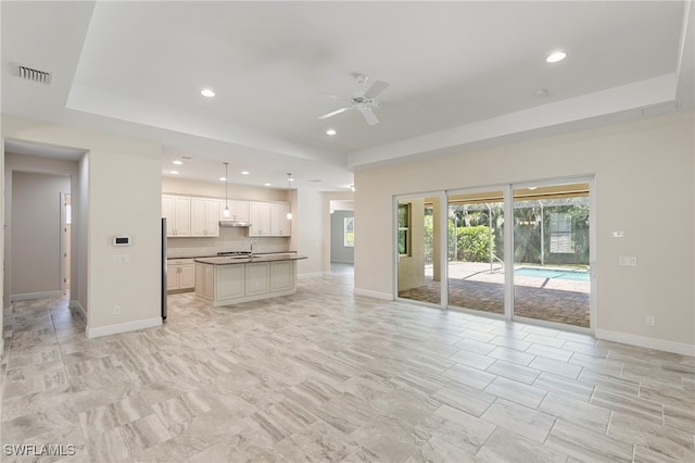 21539 Oaks Of Estero Cir, Estero, FL 33928 - photo 5