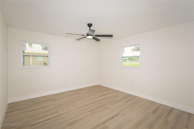 2180 Leisure Ln, Fort Myers, FL 33907 - photo 10