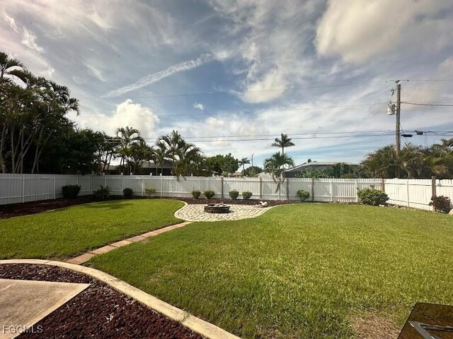 322 SE 31st St, Cape Coral, FL 33904 - photo 2