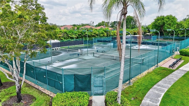 6770 Huntington Lakes Cir Unit 203, Naples, FL 34119 - view of tennis court